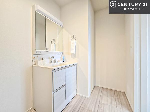 グラファーレ船橋市旭町1丁目(洗面台・洗面所)