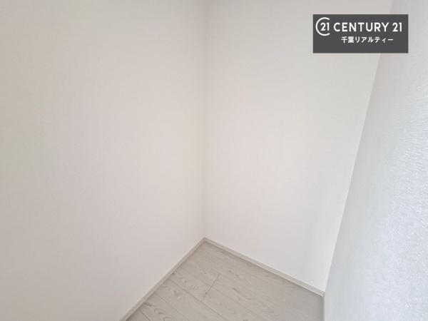 千葉市花見川区浪花町　１号棟