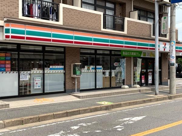 船橋市旭町1丁目　2号棟(セブンイレブン船橋塚田駅前店)