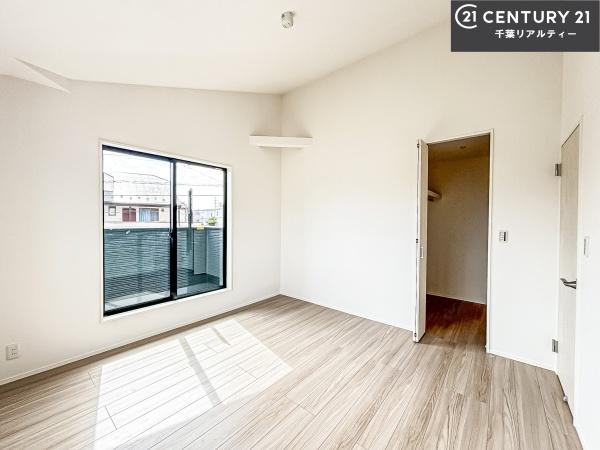 船橋市旭町1丁目　2号棟