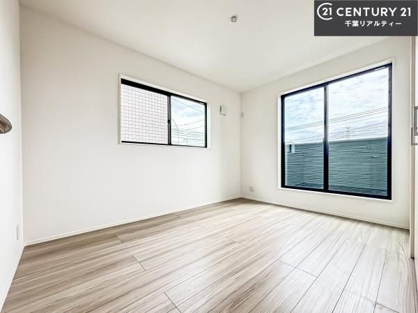 船橋市旭町1丁目　2号棟