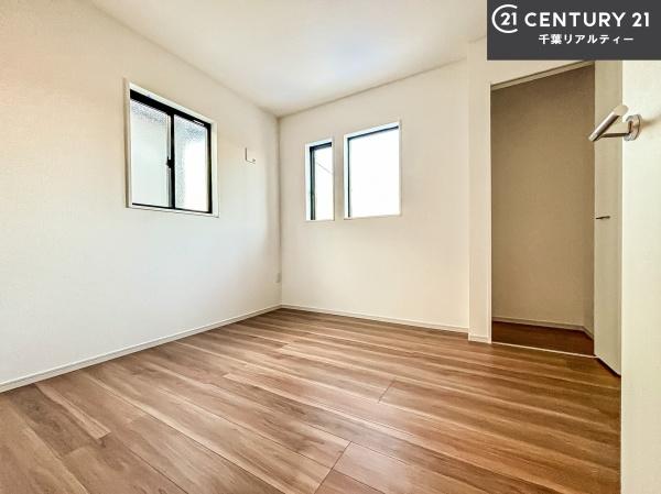 習志野市袖ケ浦4丁目　2号棟