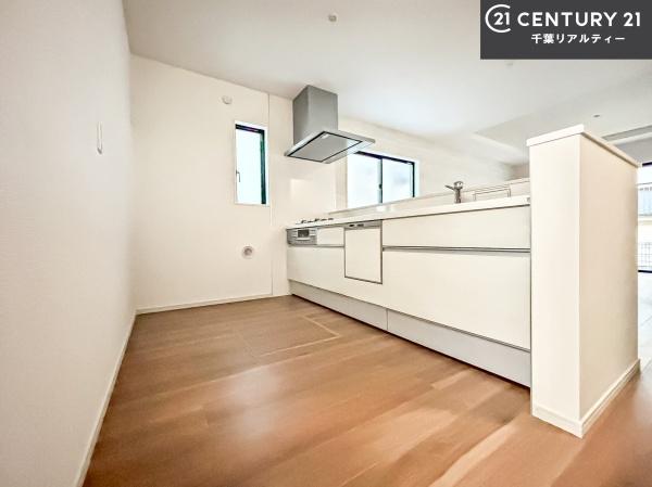 習志野市袖ケ浦4丁目　2号棟