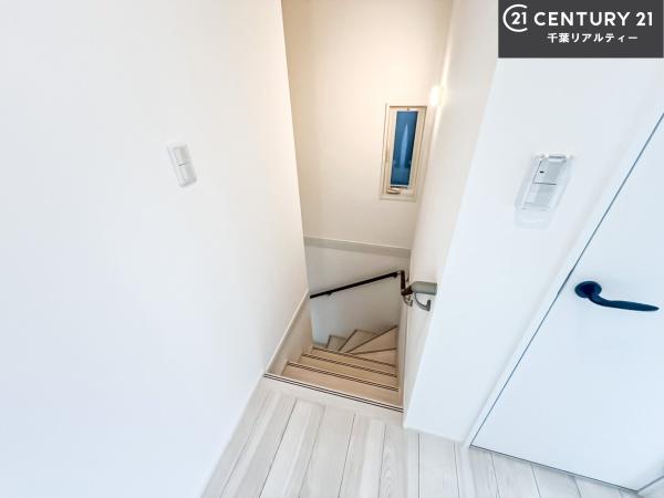 船橋市市場1丁目　A号棟