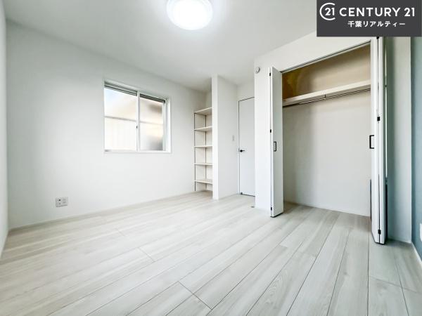 船橋市市場1丁目　A号棟