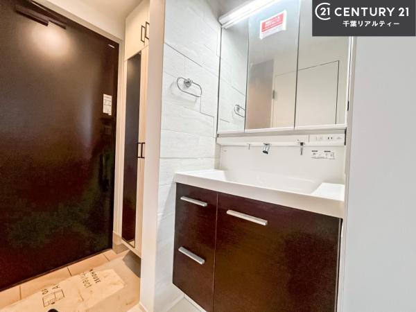 船橋市市場1丁目　A号棟