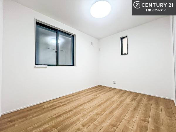 船橋市市場1丁目　B号棟