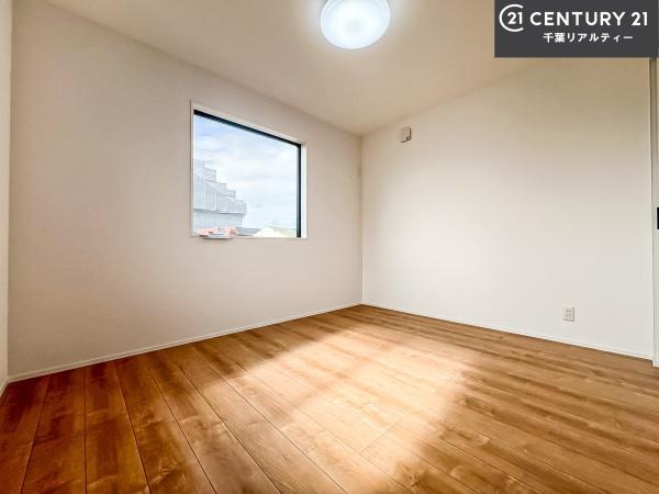 船橋市市場1丁目　B号棟