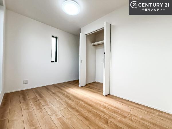 船橋市市場1丁目　B号棟