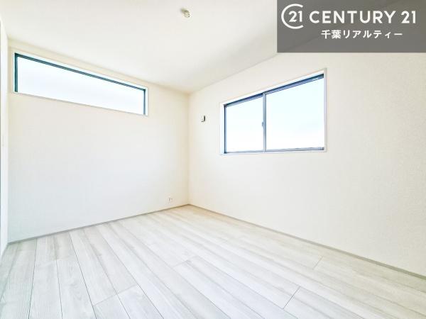 千葉市中央区寒川町２丁目　３号棟