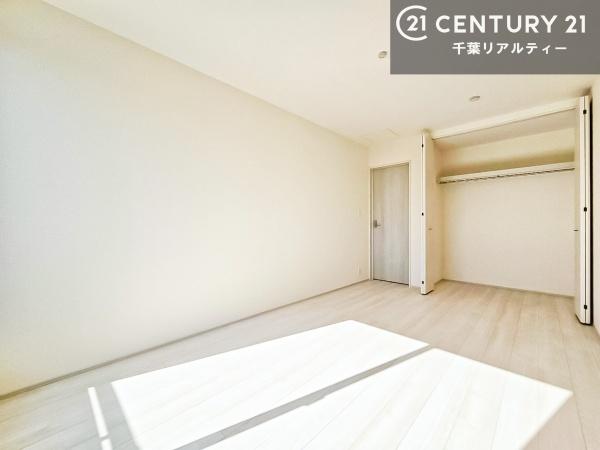 千葉市中央区寒川町２丁目　３号棟