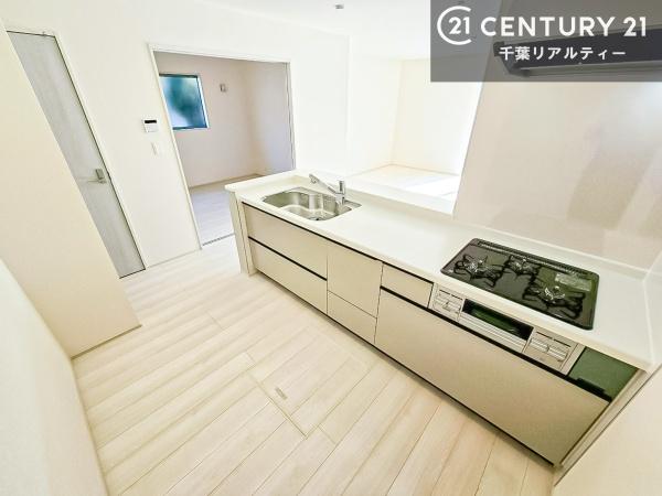 千葉市中央区寒川町２丁目　３号棟