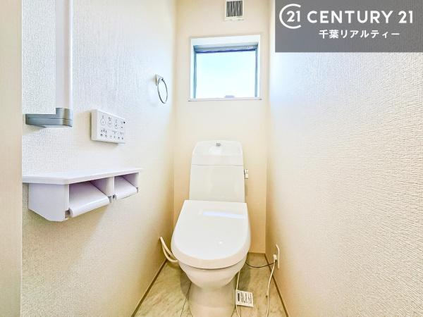 千葉市中央区寒川町２丁目　３号棟