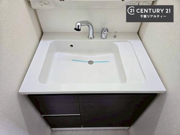 千葉市若葉区小倉台6丁目　4号棟