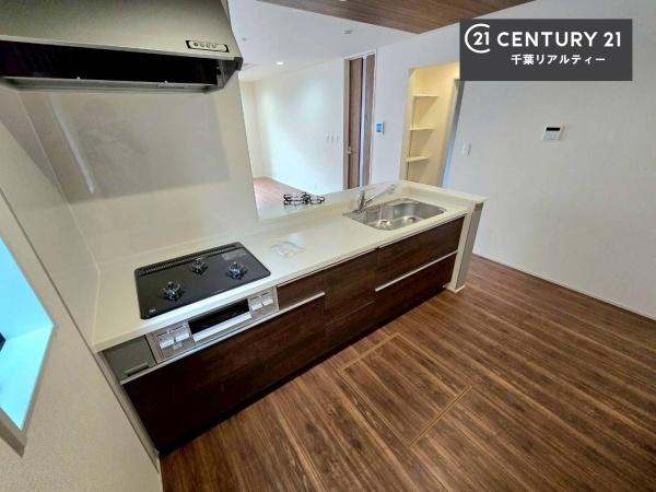 千葉市若葉区小倉台6丁目　4号棟