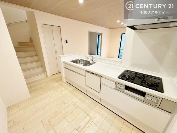 千葉市美浜区磯辺１丁目　A号棟