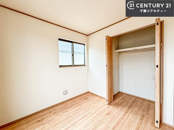習志野市袖ケ浦4丁目　B号棟