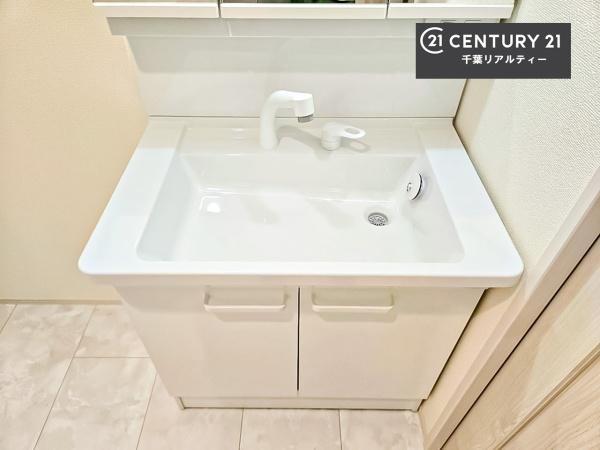 千葉市若葉区千城台南２丁目　Ｂ号棟