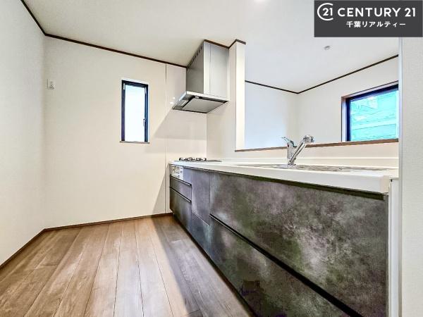 船橋市三山3丁目　A号棟