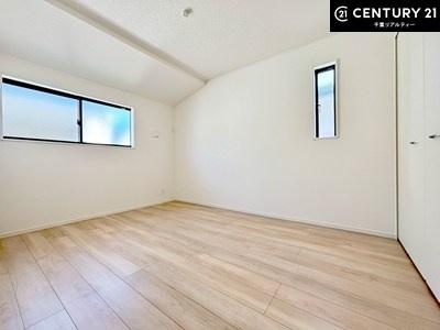 千葉市若葉区小倉台３丁目　１号棟