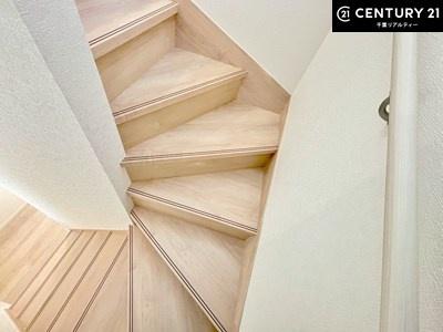 千葉市若葉区小倉台３丁目　１号棟