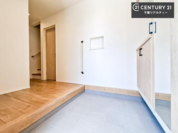 千葉市花見川区こてはし台５丁目　２号棟