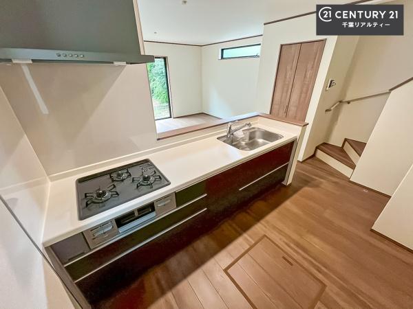 千葉市美浜区高浜６丁目　１号棟