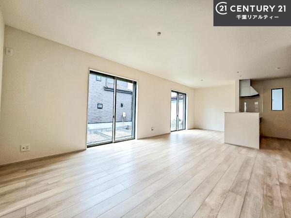 船橋市三山9丁目　A号棟