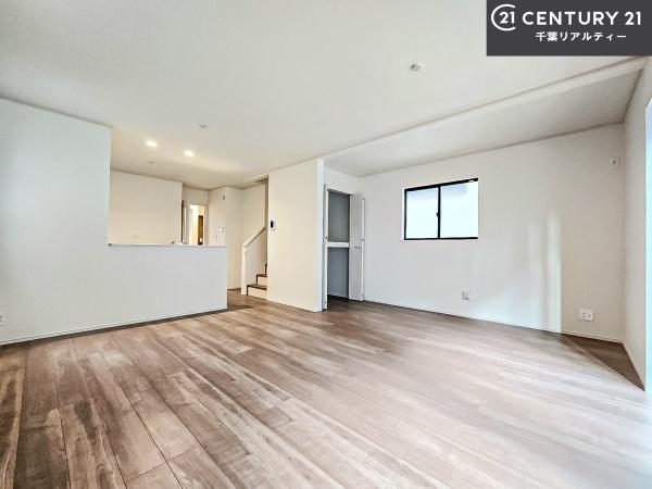 船橋市上山町3丁目　A号棟