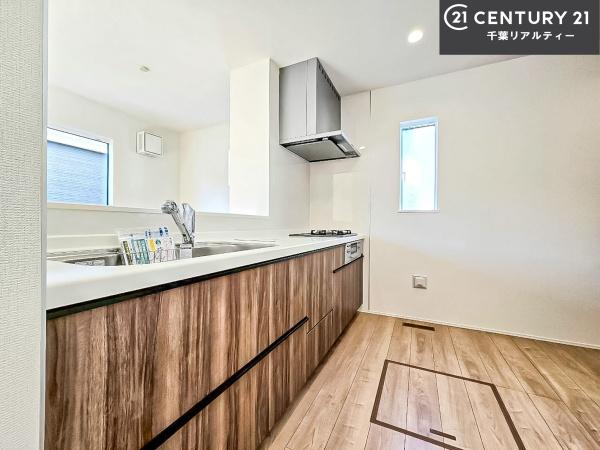 船橋市夏見6丁目　2号棟