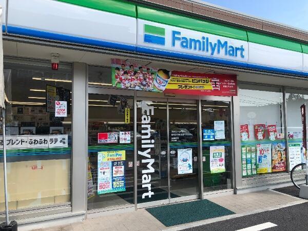 グラファーレ船橋市馬込西2丁目　3号棟(ファミリーマート馬込沢駅店)