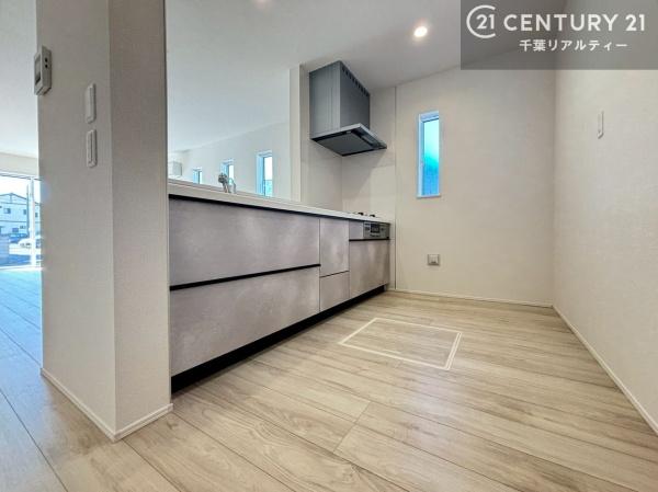 千葉市花見川区さつきが丘２丁目　１号棟