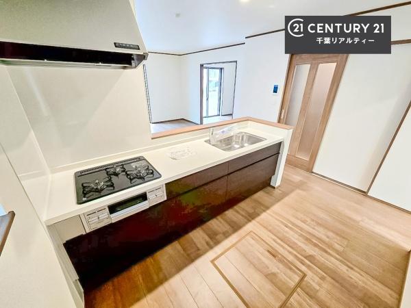 千葉市若葉区千城台南２丁目　A号棟