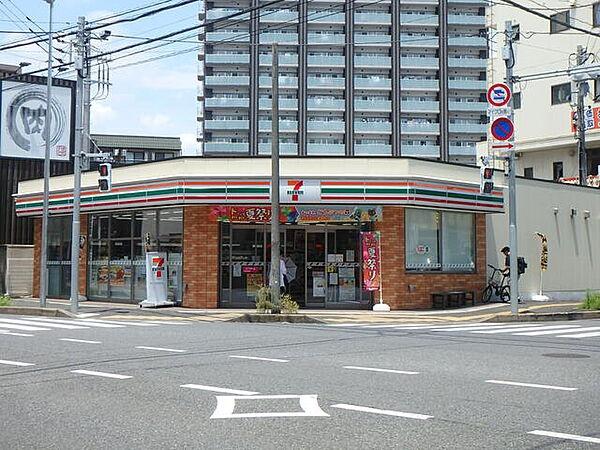 船橋ファミリータウン2号棟(セブンイレブン船橋大神宮下店)