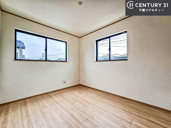 習志野市袖ケ浦1丁目　1号棟