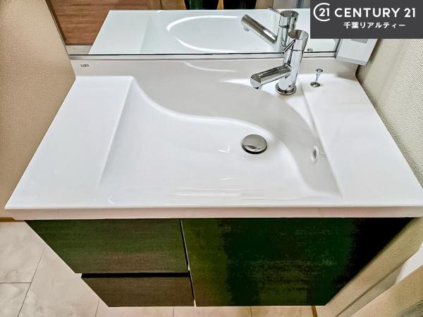 習志野市袖ケ浦1丁目　1号棟