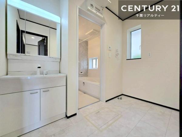 千葉市中央区蘇我５丁目　B号棟