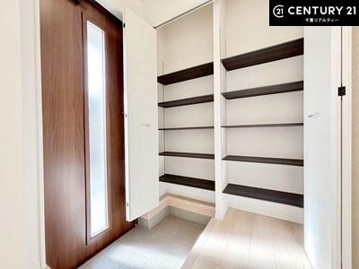 千葉市若葉区小倉台３丁目　１号棟