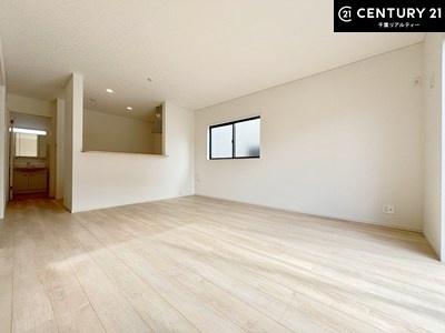 千葉市若葉区小倉台３丁目　１号棟