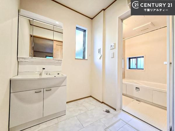 船橋市三山3丁目　B号棟