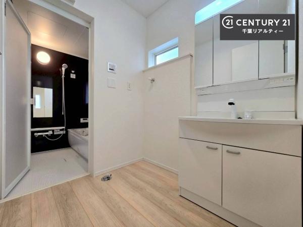 佐倉市中志津１丁目　１号棟