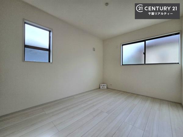 千葉市若葉区千城台南４丁目　２号棟