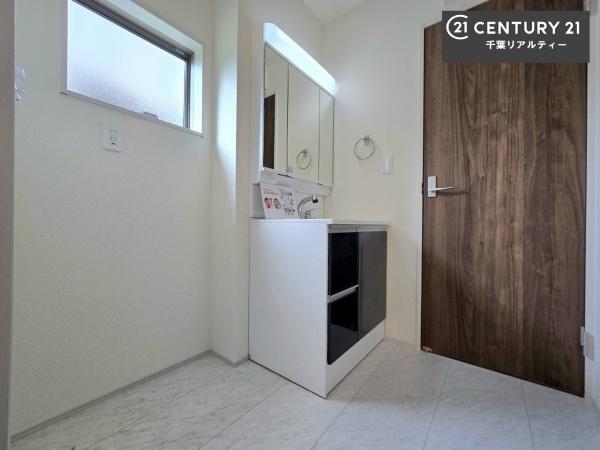 千葉市若葉区千城台南４丁目　２号棟