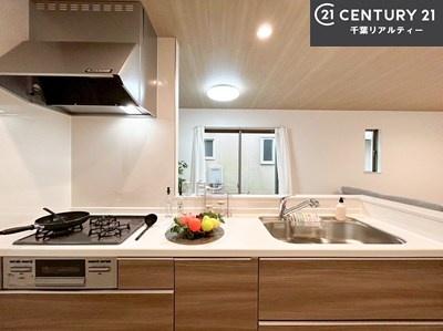 佐倉市西志津８丁目　A号棟