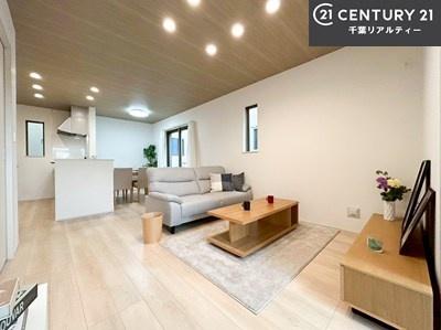 佐倉市西志津８丁目　A号棟