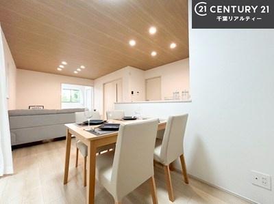 佐倉市西志津８丁目　A号棟