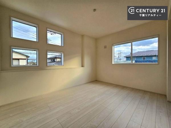 千葉市緑区土気町　２号棟