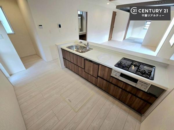 千葉市緑区土気町　２号棟