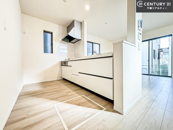 船橋市南三咲2丁目　A号棟