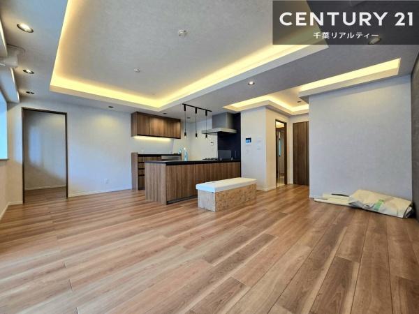 ワンダーベイシティSAZANサウスウイング